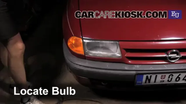 1993 Opel Astra F 1.4L 4 Cyl. Luces Luz de giro delantera (reemplazar foco)